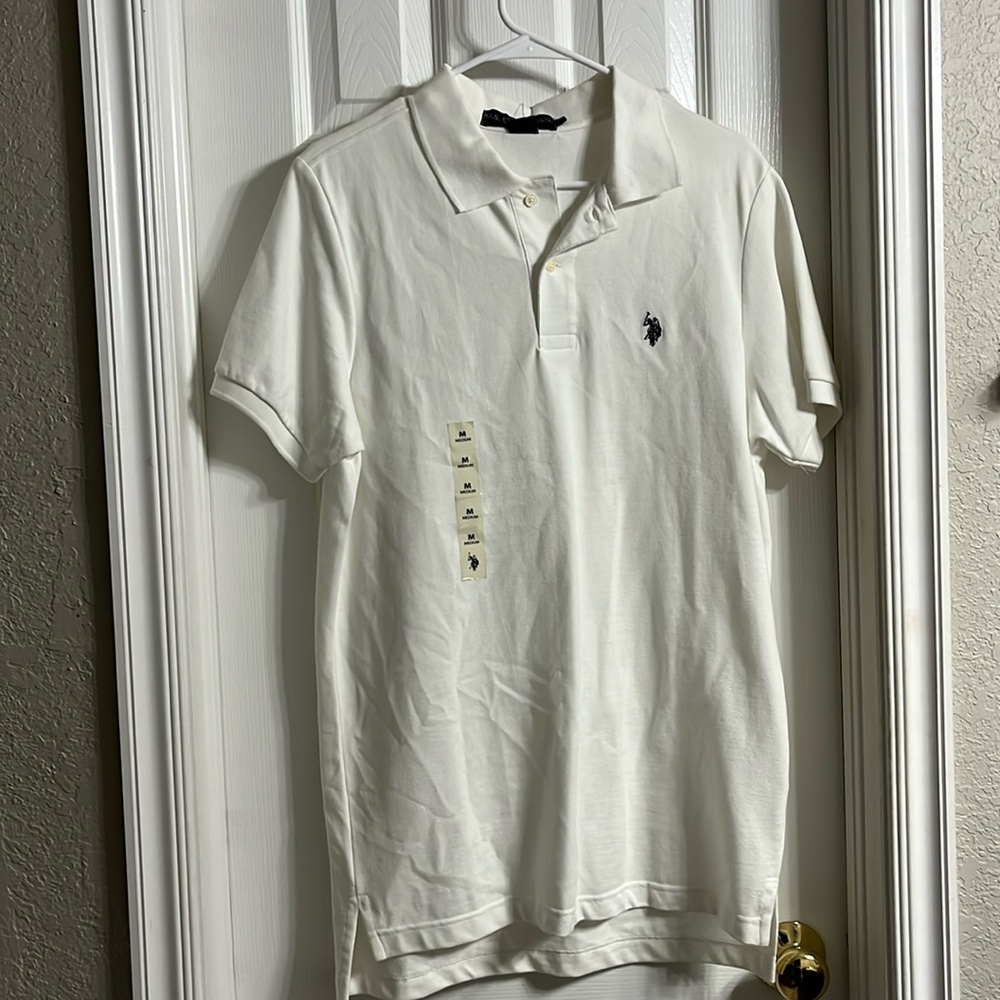 Brand new Men’s Polo shirt. Great for any occasion